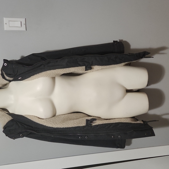 Point Zero True to This Jacket - Picture 6 of 8